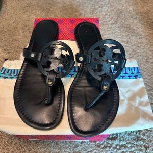 Tory Birch Miller-size 11 black
